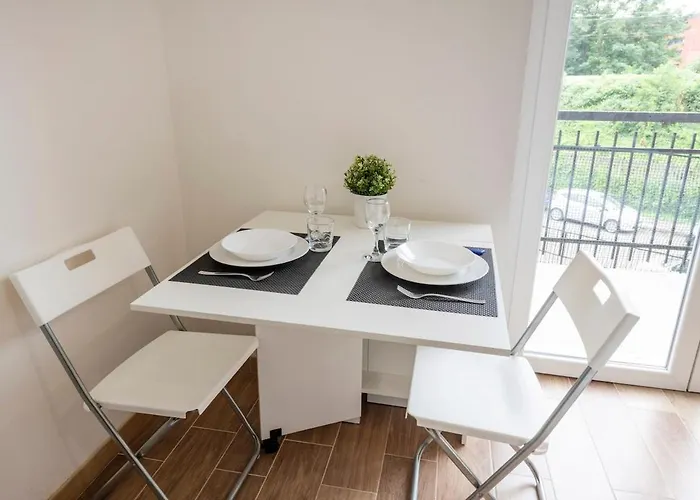 Trevi 4 - The White - B Apartament Mediolan